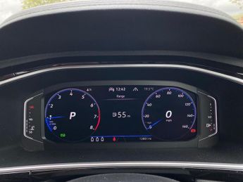 VOLKSWAGEN T-ROC 2.0 Tsi R-Line Suv 5Dr Petrol Dsg 4Motion Euro 6 (S/S) (190 Ps)