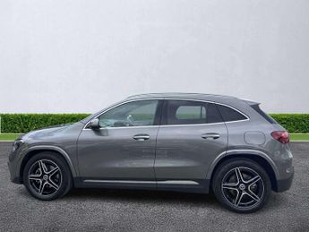 MERCEDES-BENZ GLA Gla 220D 4Matic Amg Line Executive 5Dr Auto
