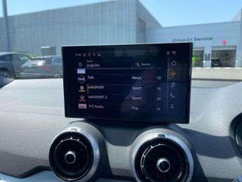 AUDI Q2 35 Tfsi S Line 5Dr S Tronic [Tech]