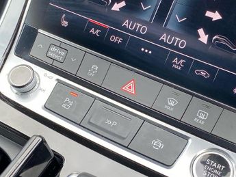 AUDI Q7 45 Tdi Quattro Black Edition 5Dr Tiptronic [C+S]