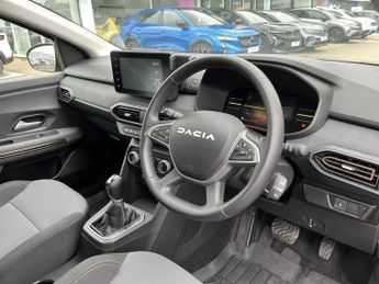 DACIA JOGGER 1.6 Hev Extreme 5Dr Auto