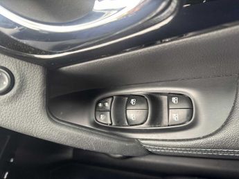 NISSAN QASHQAI 1.5 Dci 115 Acenta Premium 5Dr Dct