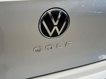 VOLKSWAGEN GOLF 1.5 Etsi Mhev Life Hatchback 5Dr Petrol Hybrid Dsg Euro 6 (S/S) 