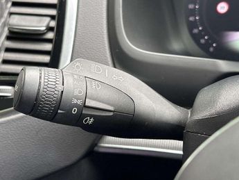 VOLVO XC90 2.0 B5D [235] Plus Dark 5Dr Awd Geartronic
