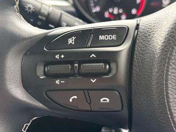 KIA PICANTO 1.0 2 5Dr Auto [4 Seats]