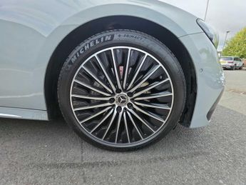 MERCEDES-BENZ E CLASS E220D Amg Line Premium Plus 4Dr 9G-Tronic