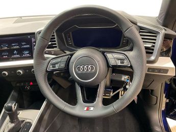 AUDI A1 1.0 Tfsi 30 S Line Sportback 5Dr Petrol S Tronic Euro 6 (S/S) (1