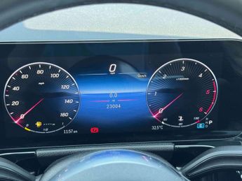 MERCEDES-BENZ GLA Gla 200D Sport Executive 5Dr Auto