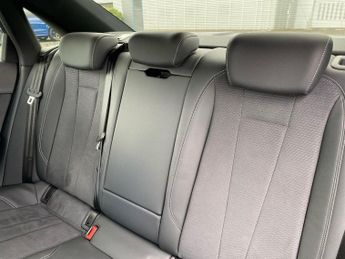 AUDI A4 2.0 Tfsi 40 S Line Saloon 4Dr Petrol S Tronic Euro 6 (S/S) (204 