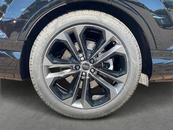AUDI Q7 3.0 Tfsi E Qtro 394 Black Ed 5Dr Tiptronic [Tech]