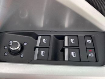 AUDI Q3 35 TFSI Sport 5dr S Tronic