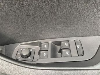 SKODA KAROQ 1.5 Tsi Se Drive 5Dr Dsg