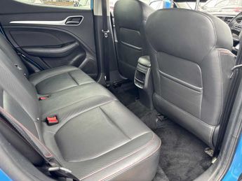 MG MOTOR UK ZS 1.0T Gdi Exclusive 5Dr Dct