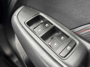 MG MOTOR UK ZS 1.0T Gdi Exclusive 5Dr Dct
