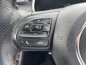 MG MOTOR UK ZS 1.0T Gdi Exclusive 5Dr Dct