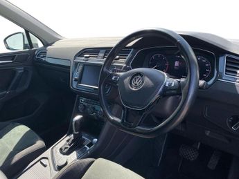 VOLKSWAGEN TIGUAN 2.0 Tdi Bluemotion Tech Sel Suv 5Dr Diesel Dsg 4Motion Euro 6 (S