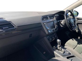 VOLKSWAGEN TIGUAN 2.0 Tdi Bluemotion Tech Sel Suv 5Dr Diesel Dsg 4Motion Euro 6 (S