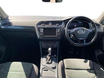VOLKSWAGEN TIGUAN 2.0 Tdi Bluemotion Tech Sel Suv 5Dr Diesel Dsg 4Motion Euro 6 (S