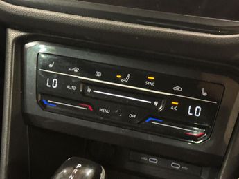 VOLKSWAGEN TIGUAN 1.5 Tsi 150 R-Line 5Dr Dsg