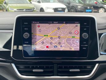 VOLKSWAGEN T-ROC 1.5 Tsi R-Line 5Dr Dsg