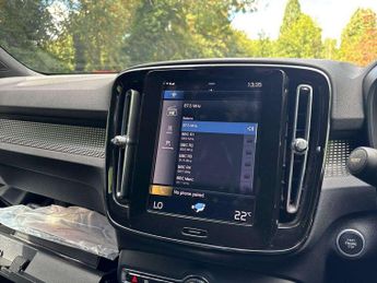VOLVO XC40 1.5 T3 [163] R Design 5Dr Geartronic