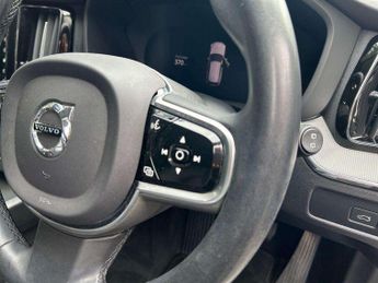 VOLVO XC60 2.0 B4D Plus Dark 5Dr Awd Geartronic