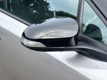 TOYOTA C-HR 2.0 Hybrid Gr Sport 5Dr Cvt