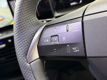 VAUXHALL GRANDLAND 1.2 Hybrid 145 Gs 5Dr E-Dct6