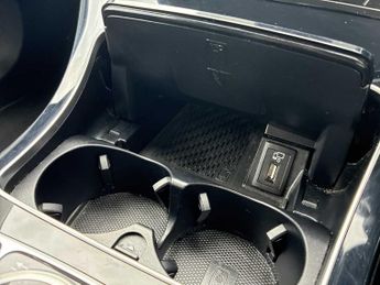 MERCEDES-BENZ C CLASS C200 Sport Premium 4Dr 9G-Tronic