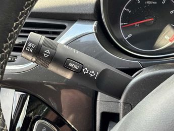 VAUXHALL CORSA 1.4 Se Nav 5Dr Auto