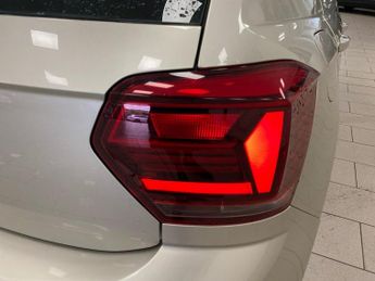 VOLKSWAGEN POLO 1.0 Tsi Se Hatchback 5Dr Petrol Dsg Euro 6 (S/S) (95 Ps)