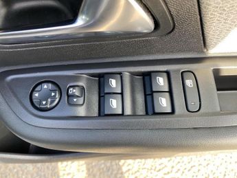 CITROEN C4 1.5 Bluehdi [130] Shine 5Dr Auto