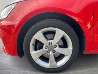 AUDI A1 1.0 Tfsi Sport 5Dr S Tronic