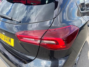 FORD FOCUS 1.0 Ecoboost Hybrid Mhev 155 St-Line X 5Dr Auto