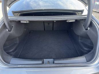 MERCEDES-BENZ CLA Cla 200 Amg Line Premium 4Dr Tip Auto