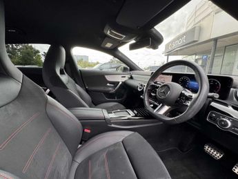MERCEDES-BENZ CLA Cla 220D Amg Line Executive 5Dr Tip Auto