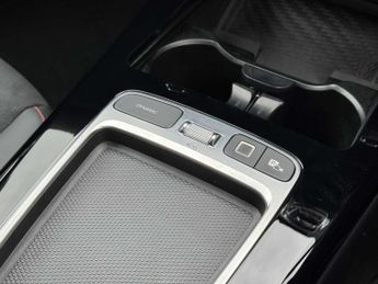 MERCEDES-BENZ CLA Cla 220D Amg Line Executive 5Dr Tip Auto