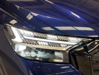 AUDI Q4 210Kw 45 Qtro 82Kwh Black Ed 5Dr Auto [Tech Pack]