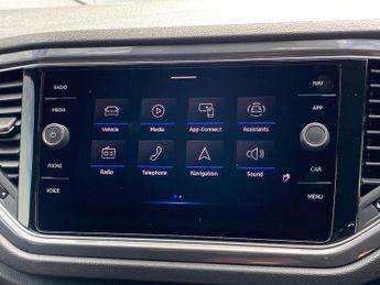 VOLKSWAGEN T-ROC 2.0 Tdi Evo R-Line 5Dr Dsg