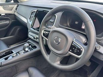 VOLVO XC90 2.0 B5P Plus Edition Dark 5Dr Awd Geartronic