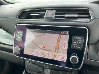 NISSAN LEAF 110Kw N-Connecta 39Kwh 5Dr Auto