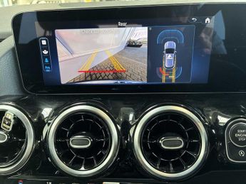 MERCEDES-BENZ GLA Gla 200 Sport Executive 5Dr Auto