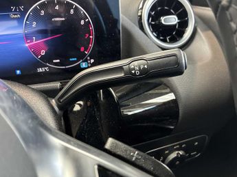 MERCEDES-BENZ GLA Gla 200 Sport Executive 5Dr Auto