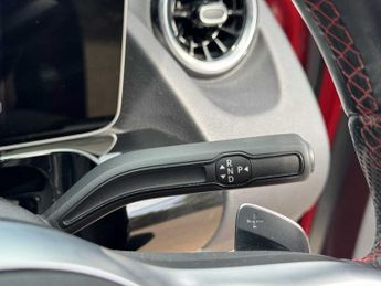 MERCEDES-BENZ GLA Gla 200 Amg Line Executive 5Dr Auto