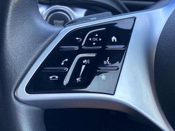 MERCEDES-BENZ EQB Eqb 250+ 140Kw Sport Executive 70.5Kwh 5Dr Auto
