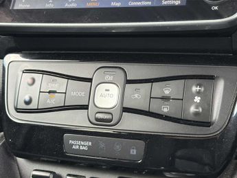 NISSAN LEAF 110Kw N-Connecta 39Kwh 5Dr Auto