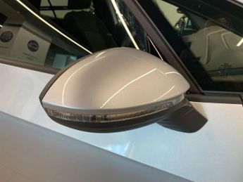 VOLKSWAGEN ID.3 Pro 58Kwh Launch Edition 2 Hatchback 5Dr Electric Auto (204 Ps)
