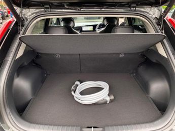 KIA NIRO 150Kw 4 65Kwh 5Dr Auto