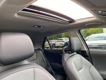 KIA NIRO 150Kw 4 65Kwh 5Dr Auto