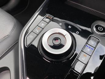 KIA NIRO 150kW 4 65kWh 5dr Auto